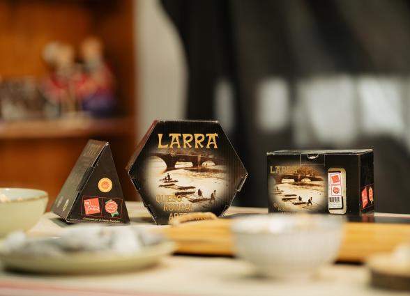 LARRA-1