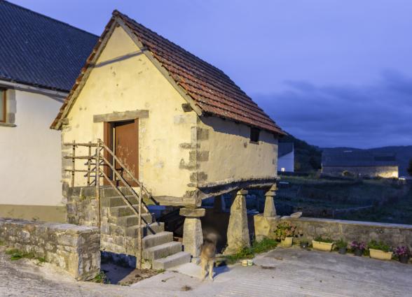 Hórreos del Valle de Aezkoa | Horreo Casa Portal